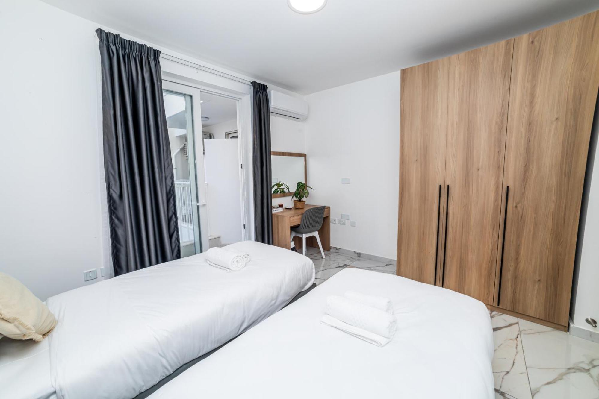 New, Stylish And Modern 1Br Apartment セント・ポールズ・ベイ エクステリア 写真