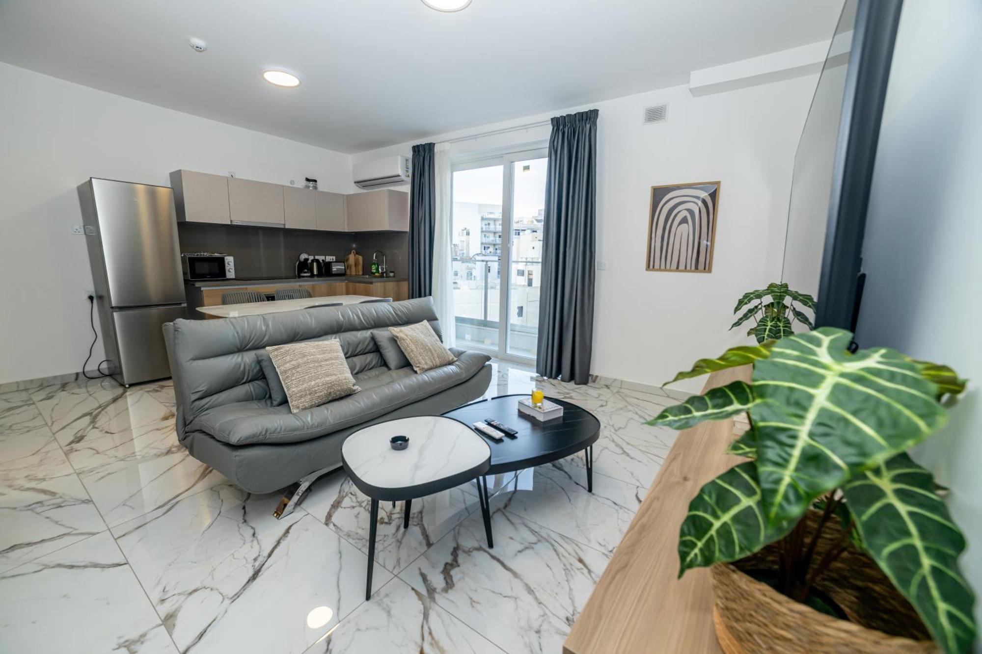 New, Stylish And Modern 1Br Apartment セント・ポールズ・ベイ エクステリア 写真